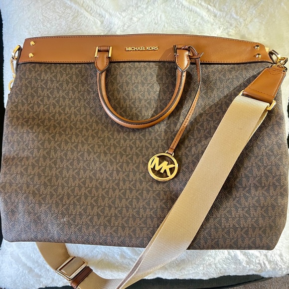 Michael Kors Travel Signature Large NS Tote Bag, Women's - Picture 5 of 11